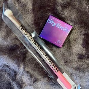 IBY Beauty City Limits Fire & Ice Lush Eyeshadow &